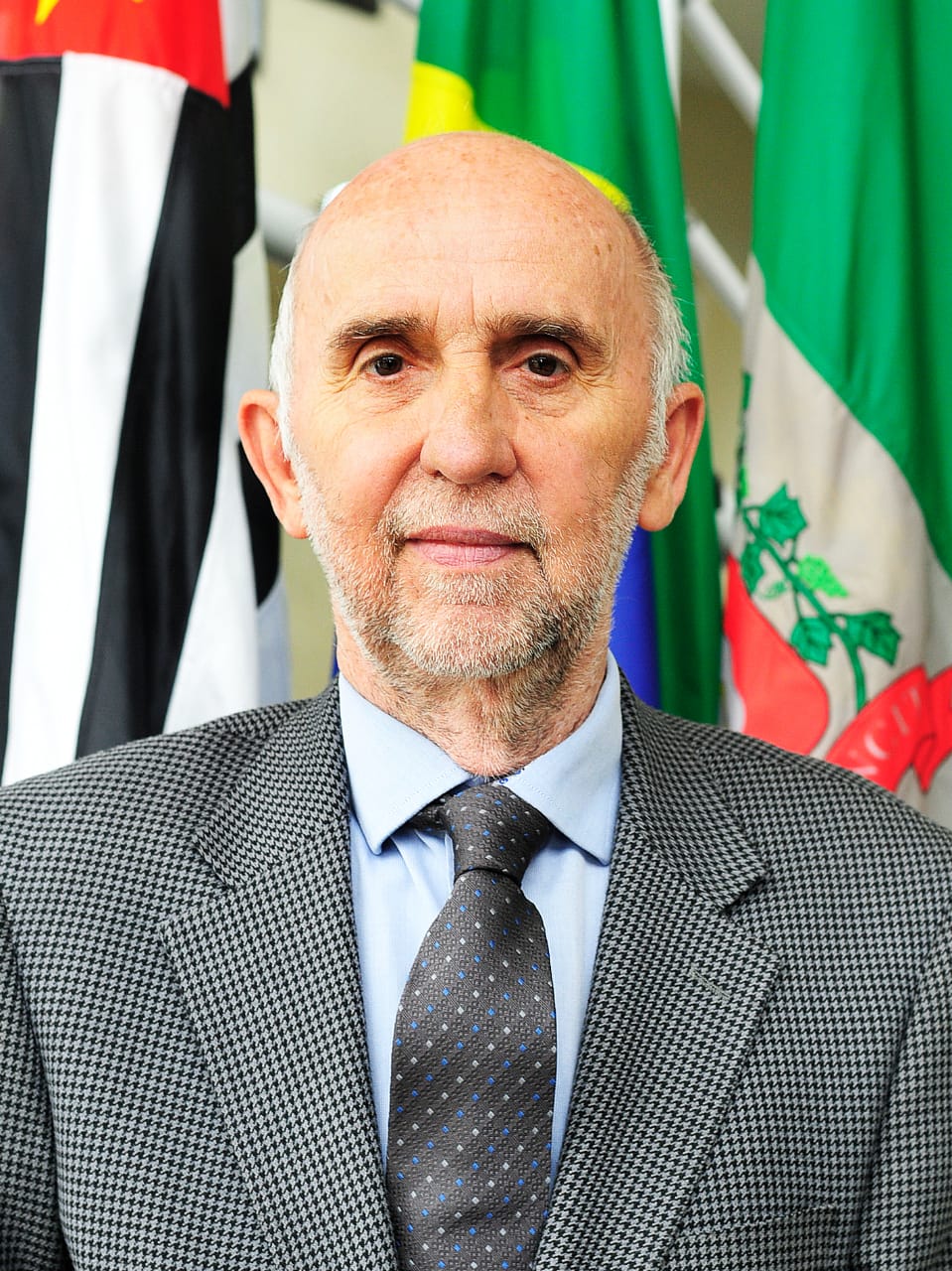 Dr Aloísio