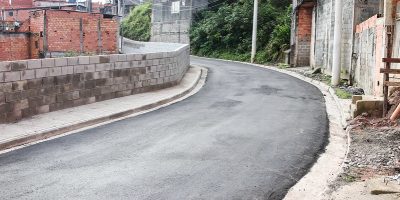 Prefeitura conclui recapeamento na Vila Cristina Prefeitura conclui recapeamento na Vila Cristina