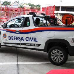 Ferraz recebe viaturas e equipamentos de proteção da Defesa Civil
