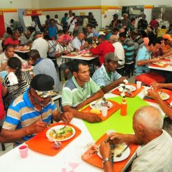 Bom Prato de Ferraz completa 4 anos de atividades
