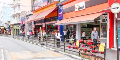 Ferraz de Vasconcelos abre cadastro para empreendedores de rua para vendas de final de ano Ferraz de Vasconcelos abre cadastro para empreendedores de rua para vendas de final de ano